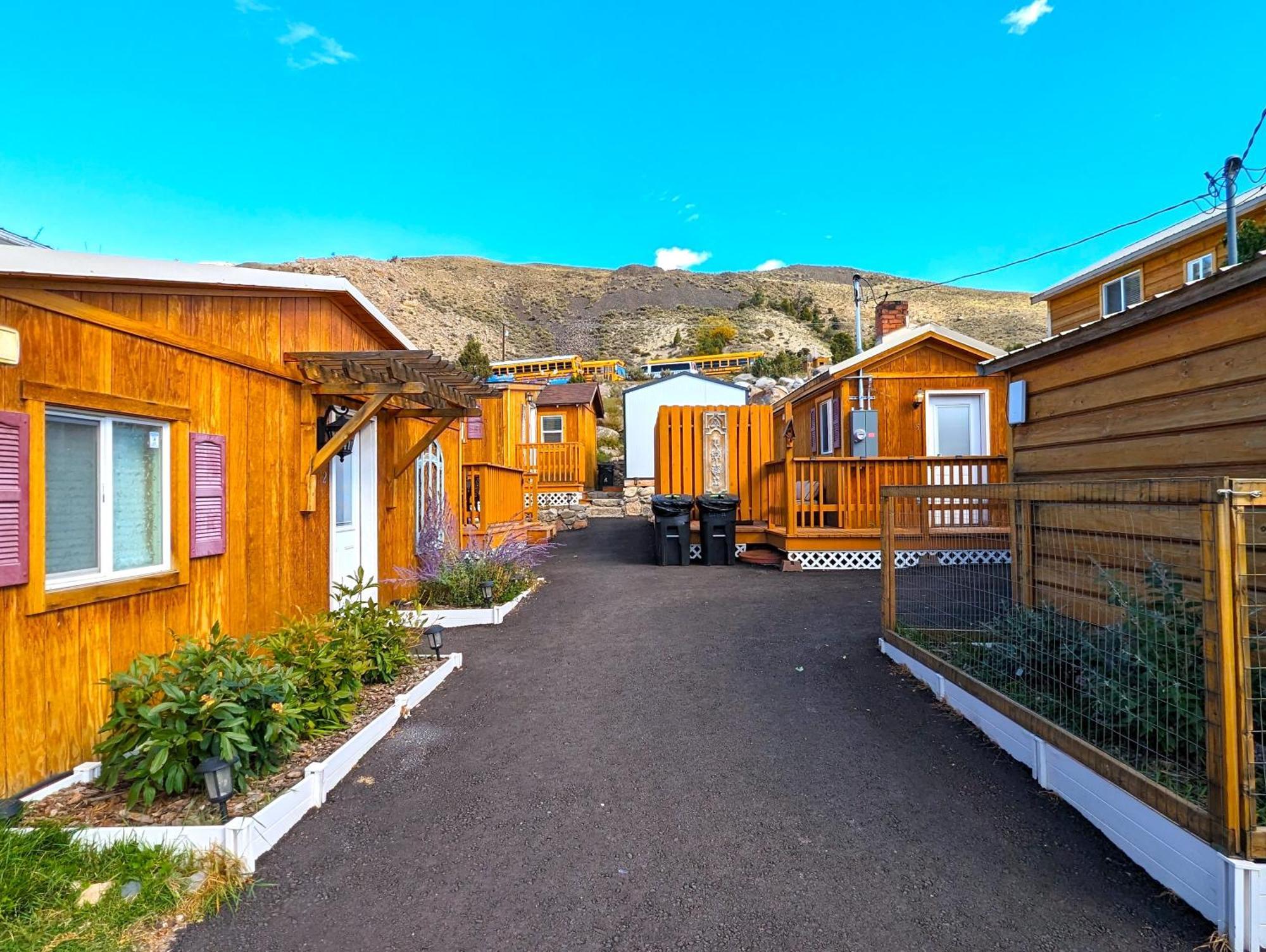 Yellowstone'S Treasure Cabins Gardiner Luaran gambar