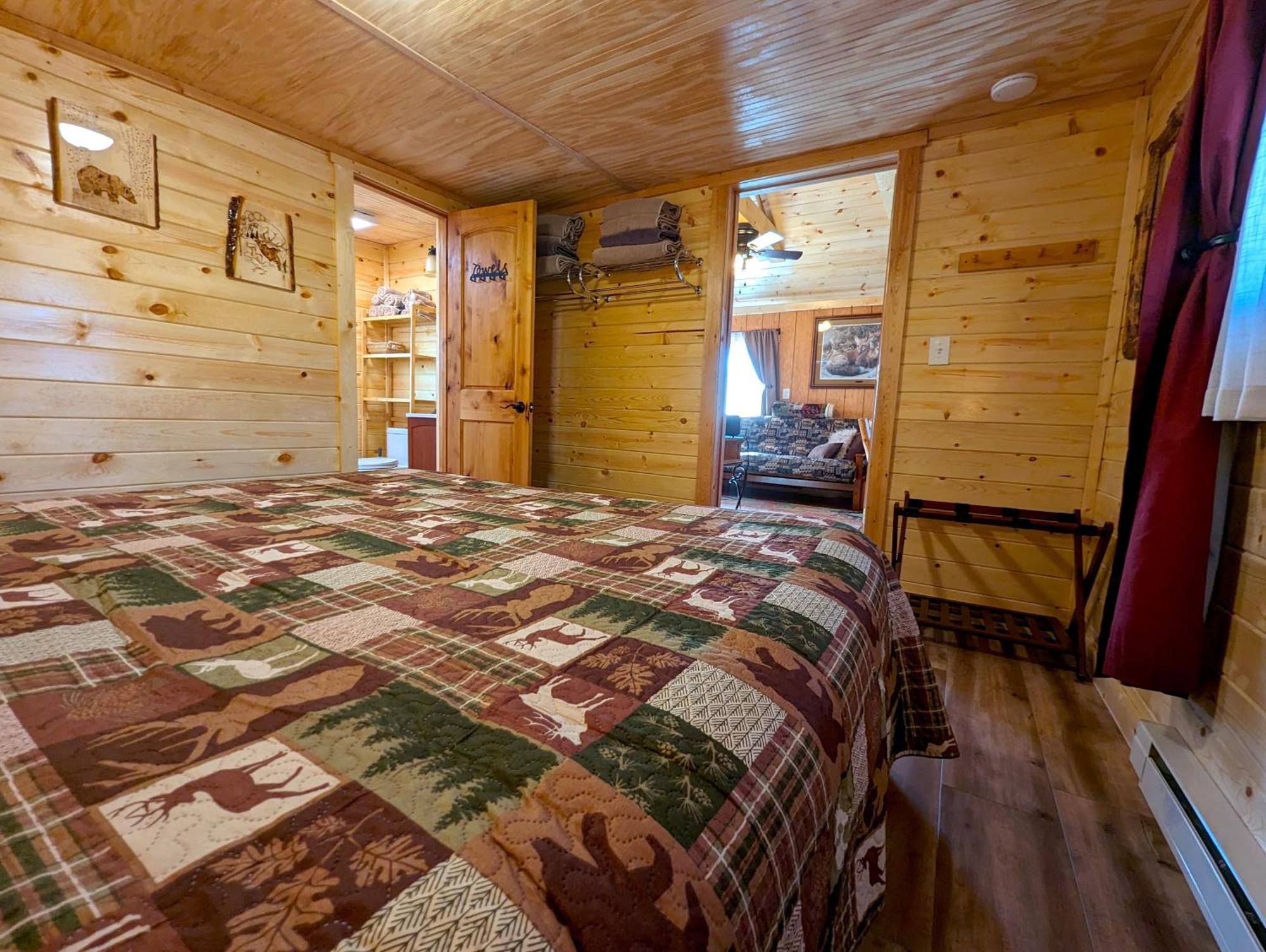 Yellowstone'S Treasure Cabins Gardiner Luaran gambar