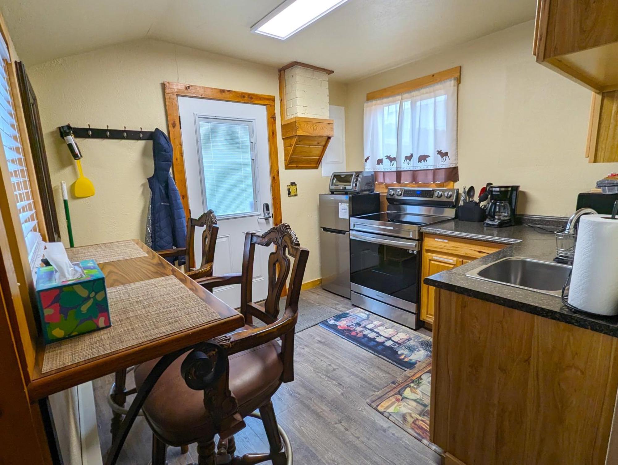 Yellowstone'S Treasure Cabins Gardiner Luaran gambar