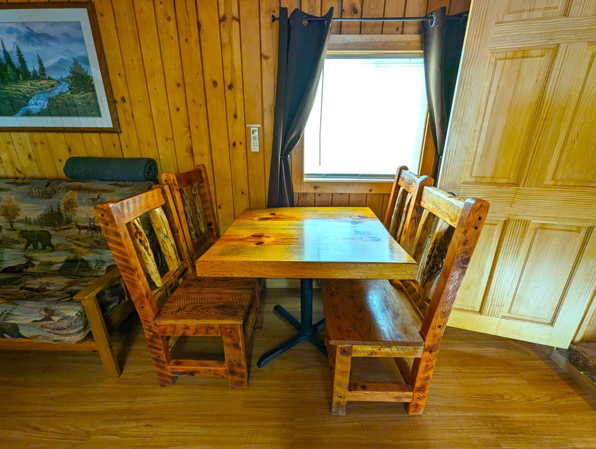 Yellowstone'S Treasure Cabins Gardiner Luaran gambar
