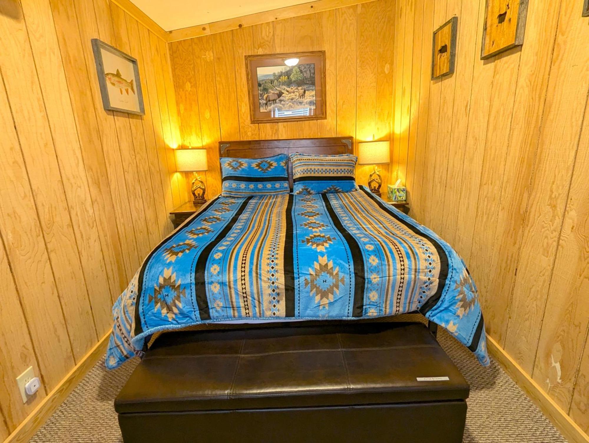 Yellowstone'S Treasure Cabins Gardiner Luaran gambar
