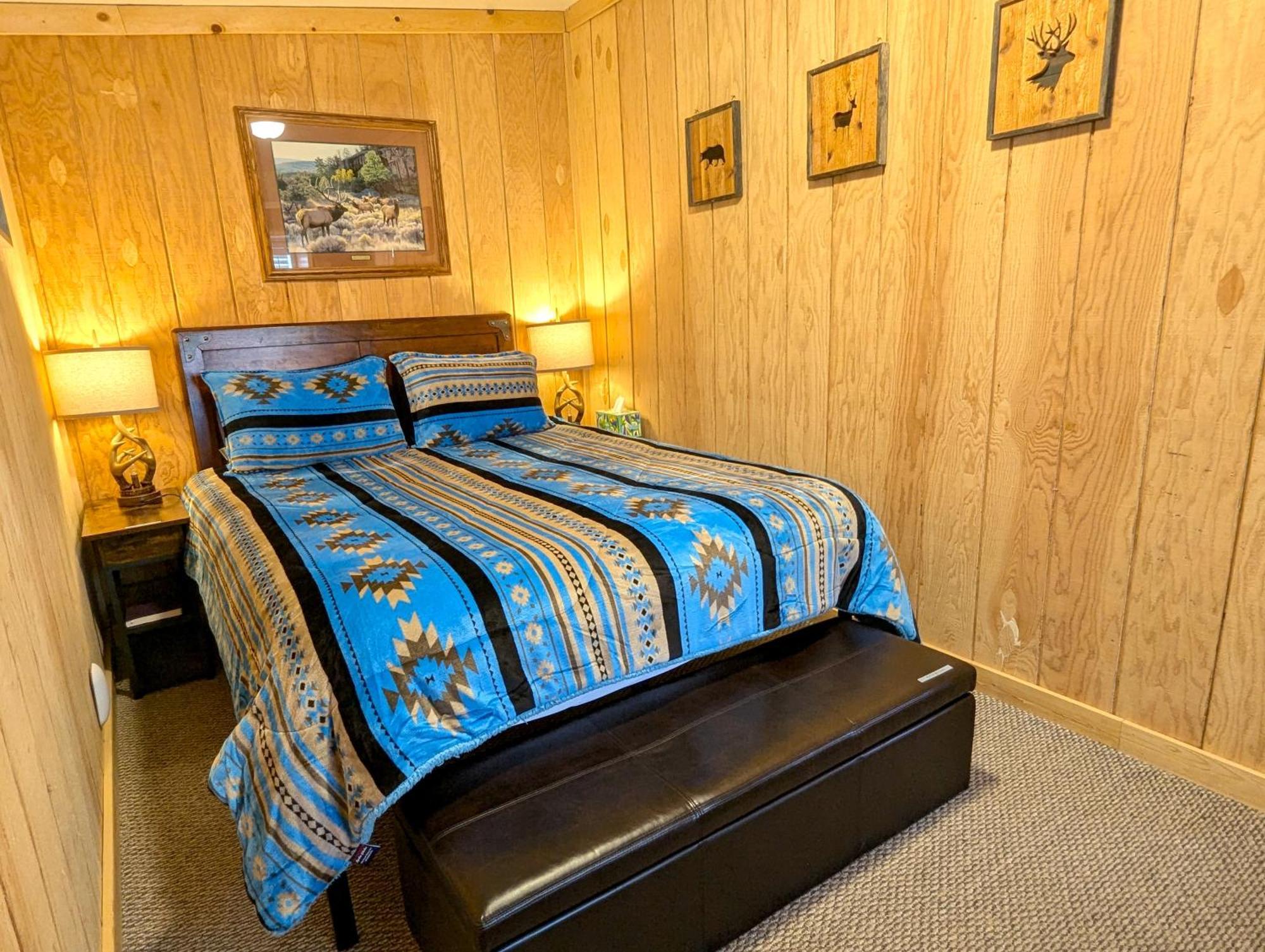 Yellowstone'S Treasure Cabins Gardiner Luaran gambar